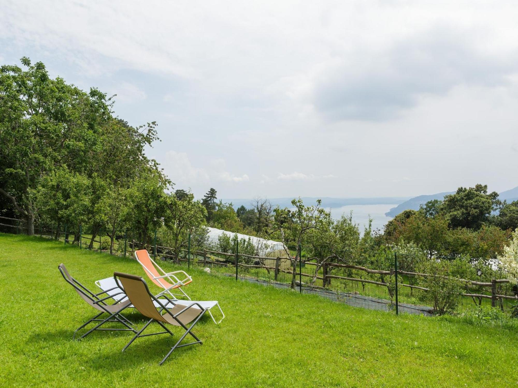 Peaceful Farmhouse In Verbania With Garden Villa Exterior photo